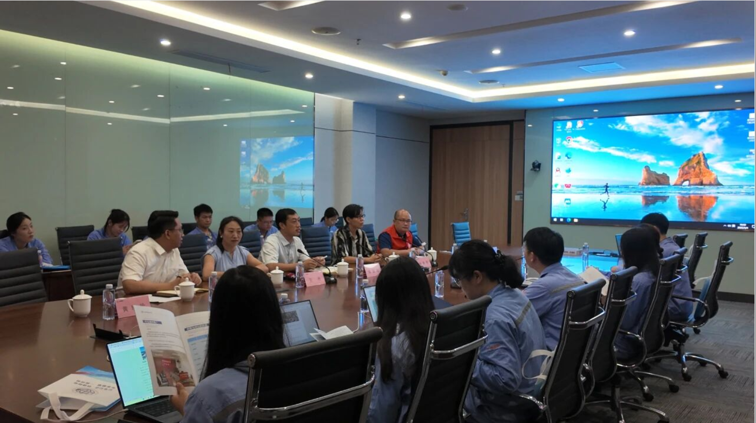 ٶ̬|ٲίԱᡢ˾֡ʦҵίչηůͷ